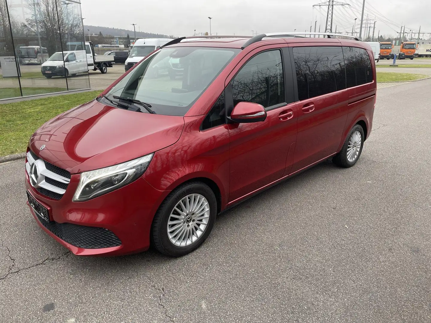 Mercedes-Benz V 250 d Ed kompakt Navi*Kamera*AHK*Standheiz*ILS Roşu - 1
