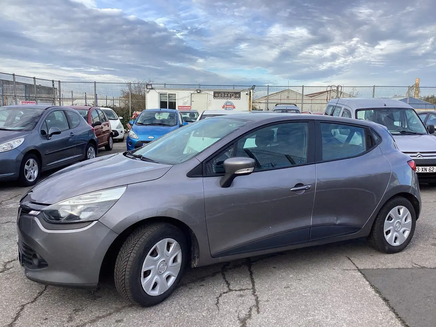 Renault Clio 1.2 Authentique Grau - 2
