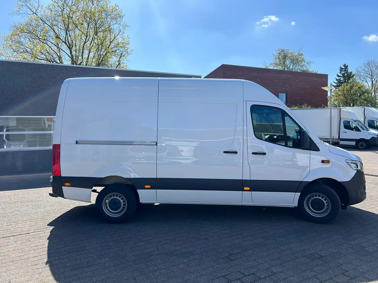 Mercedes-Benz Sprinter 317 L2H2 RWD AUTO (41.500€ex.) — foto 4