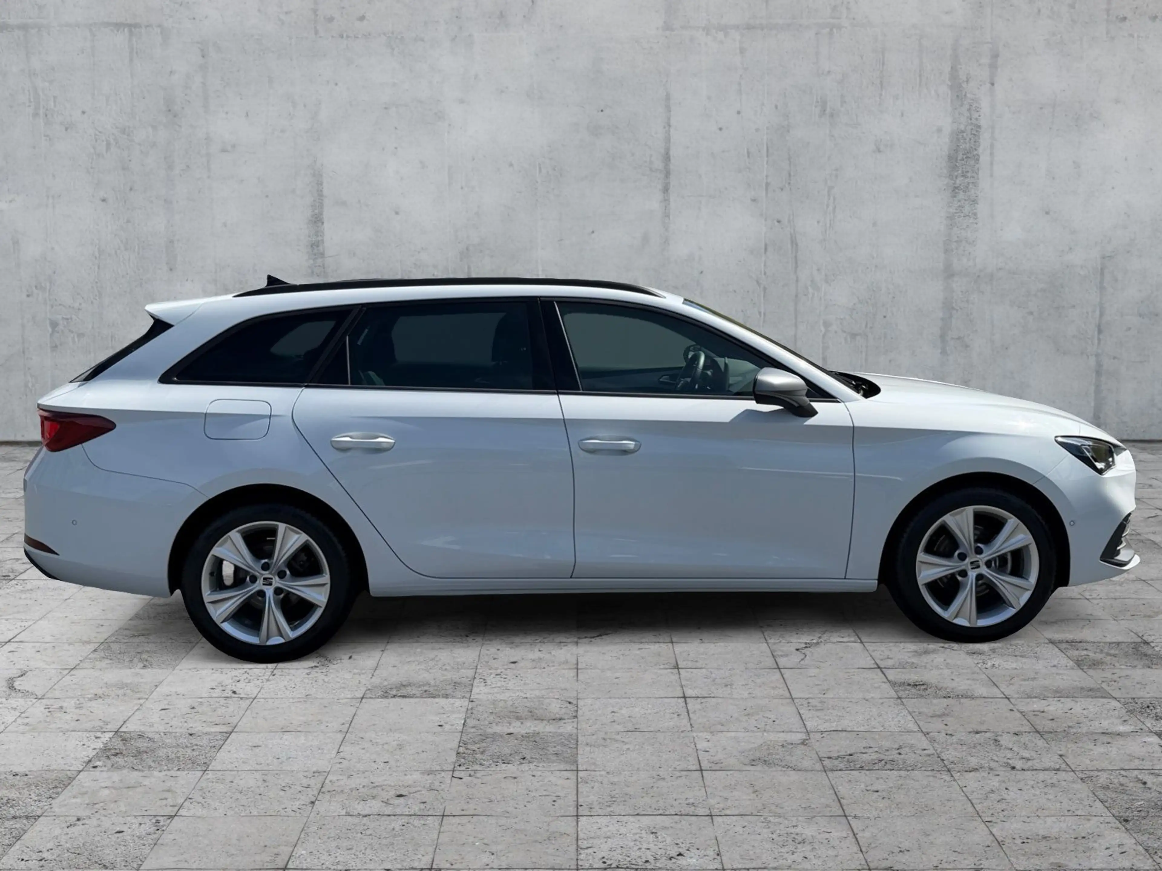 SEAT Leon ST 1.5 eTSI DSG FR-LINE LED+NAV+ACC+SHZ+RFK — photo 7