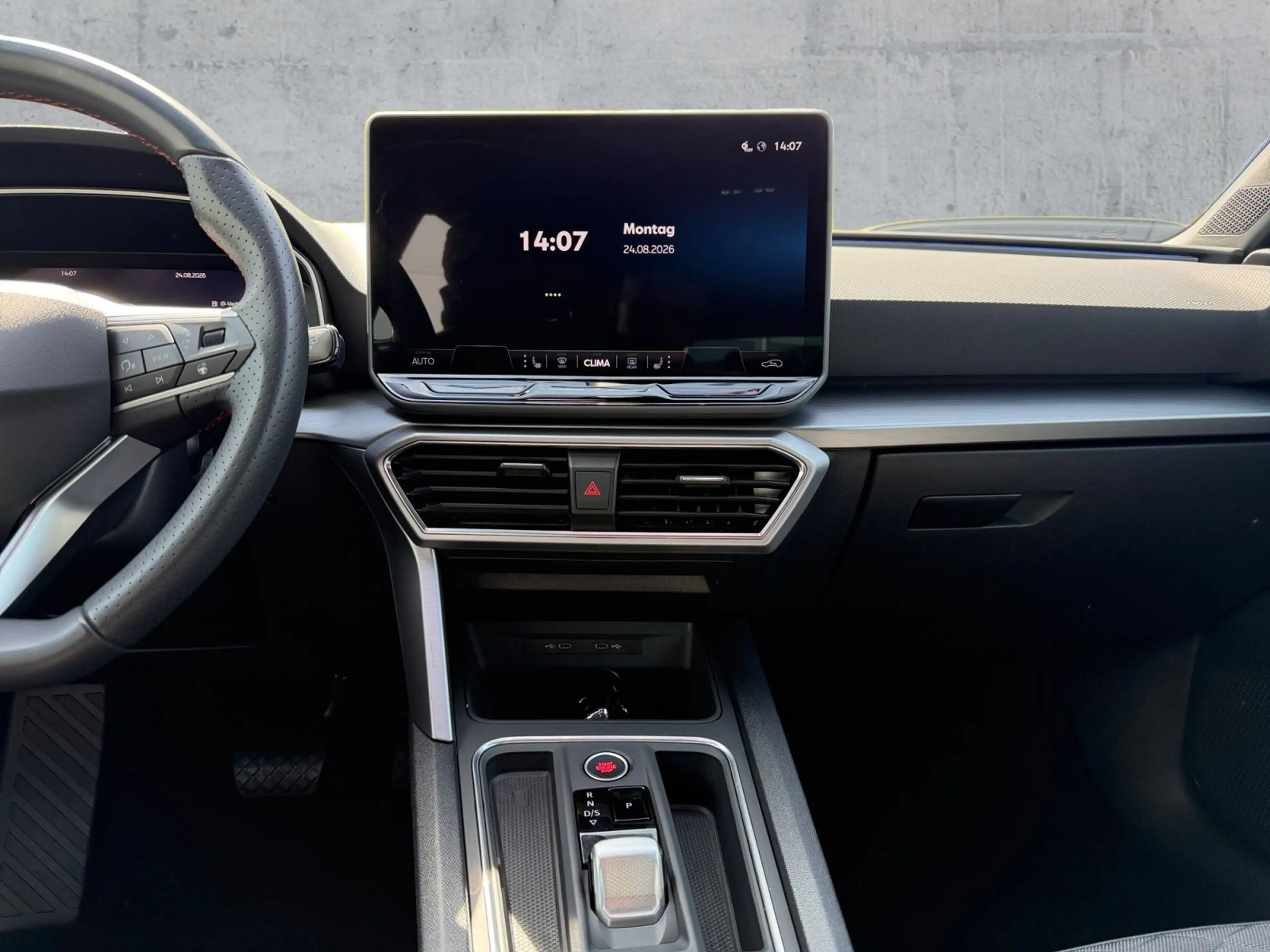 SEAT Leon ST 1.5 eTSI DSG FR-LINE LED+NAV+ACC+SHZ+RFK — photo 11