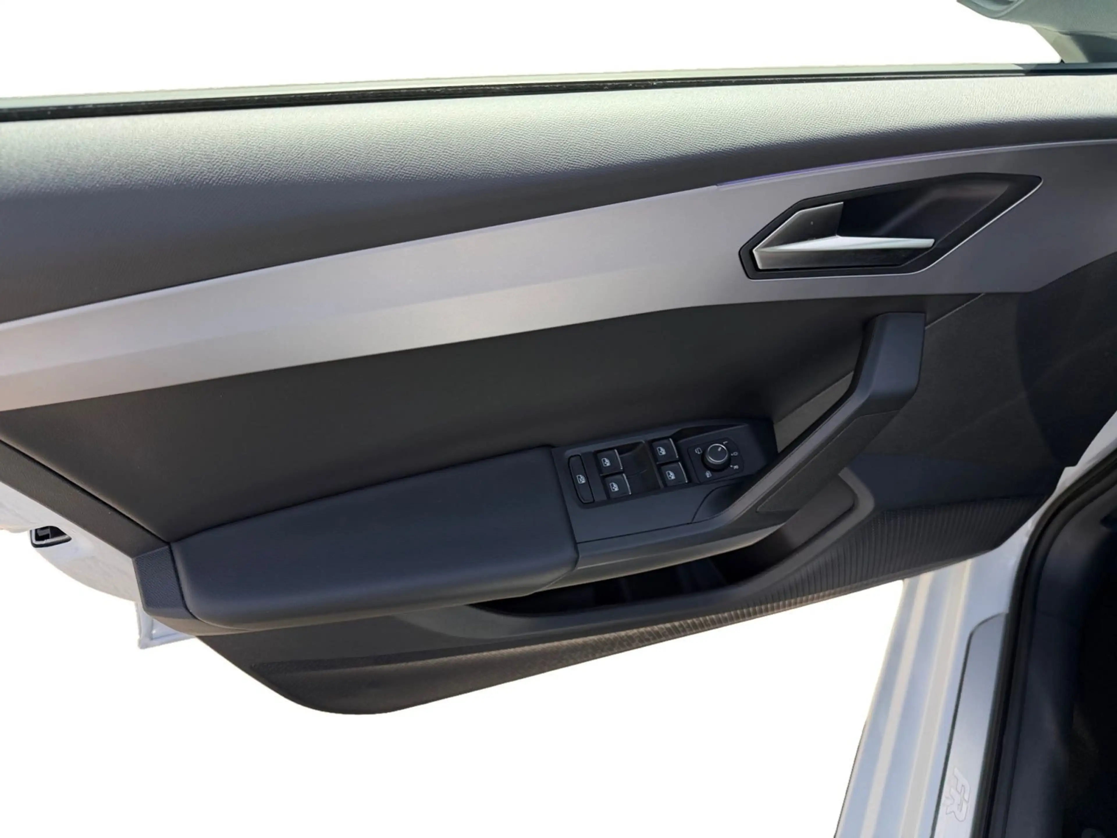 SEAT Leon ST 1.5 eTSI DSG FR-LINE LED+NAV+ACC+SHZ+RFK — photo 15