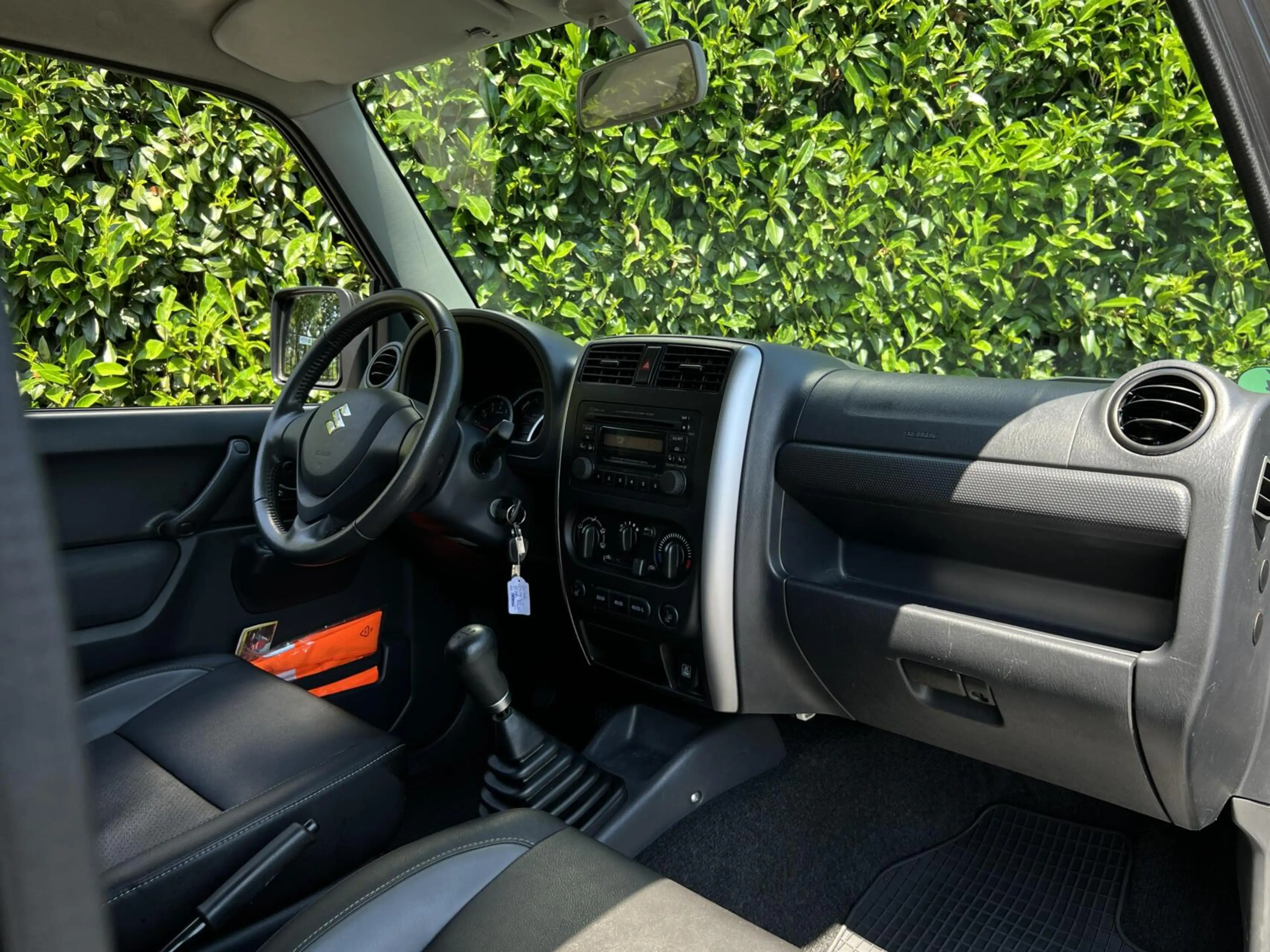 Suzuki Jimny 1.3 Exclusive RANGER, LEDER, AIRCO, STOELVERWARMIN — photo 6