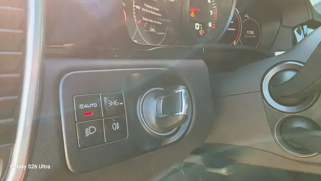 Porsche Cayenne view 8