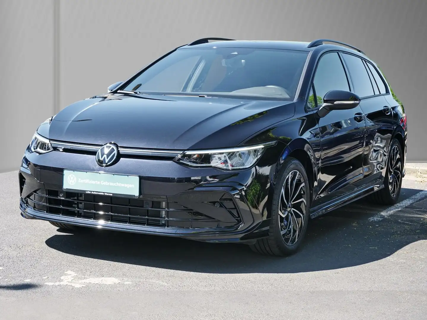 Volkswagen Golf VIII Variant 1.5 eTSI R-Line *LED*NAVI*SITZHEIZ... Schwarz - 2