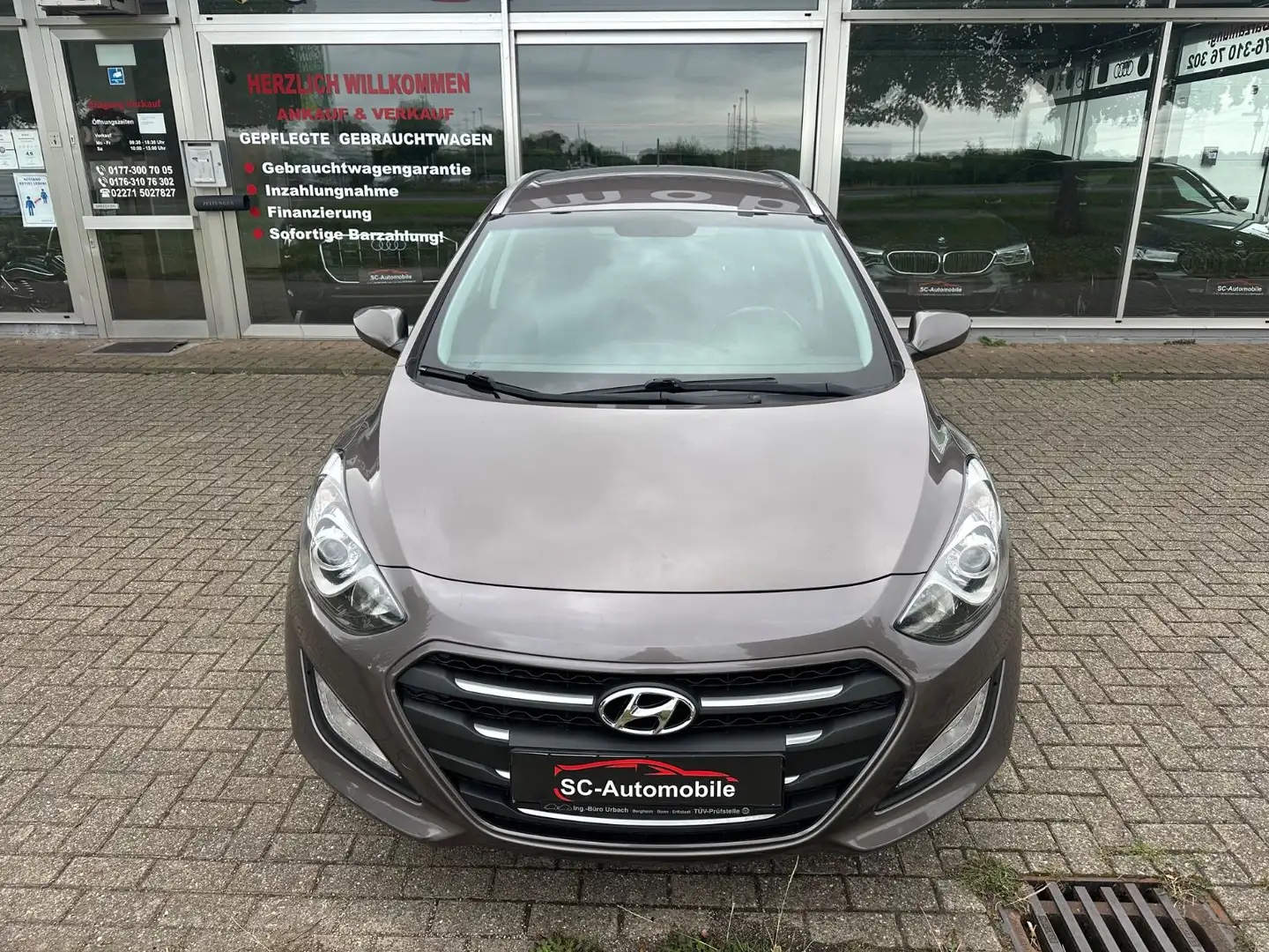Hyundai i30 cw blue*EURO6*KLIMA*TEMPOMAT*TÜV-NEU*ALLWETT Braun - 2