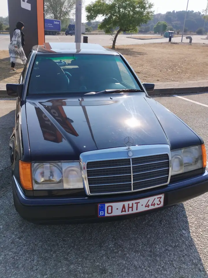 Mercedes-Benz 250 W124, foto 2