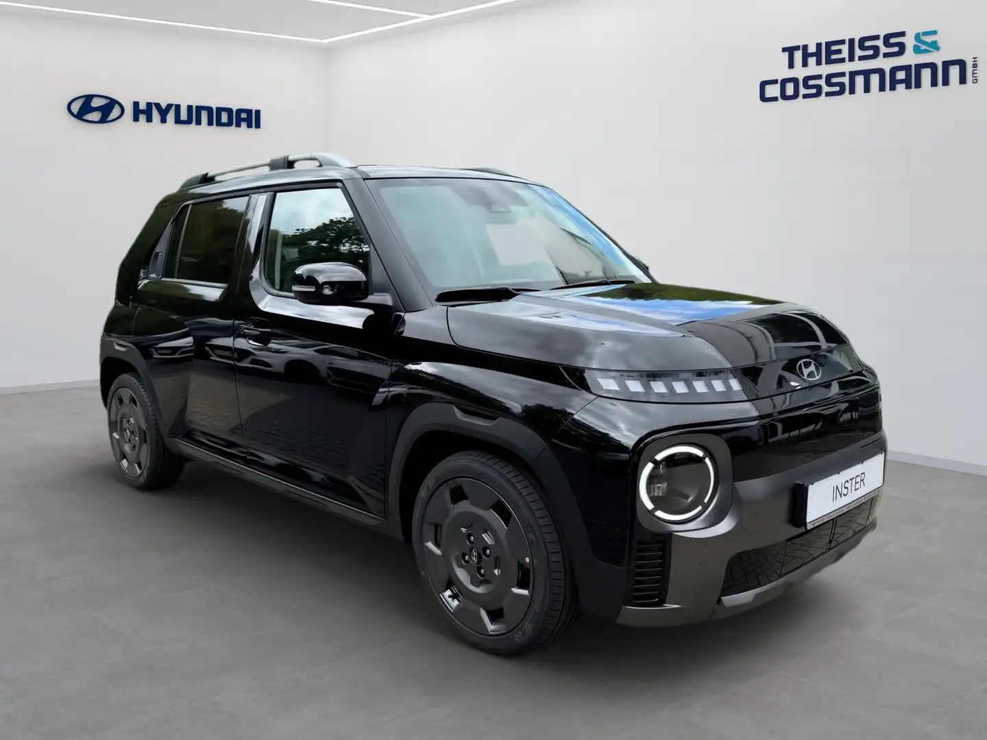 Hyundai Inster Cross EV (MY25) 49 kWh 115 PS Effizienz-P Negro - 2