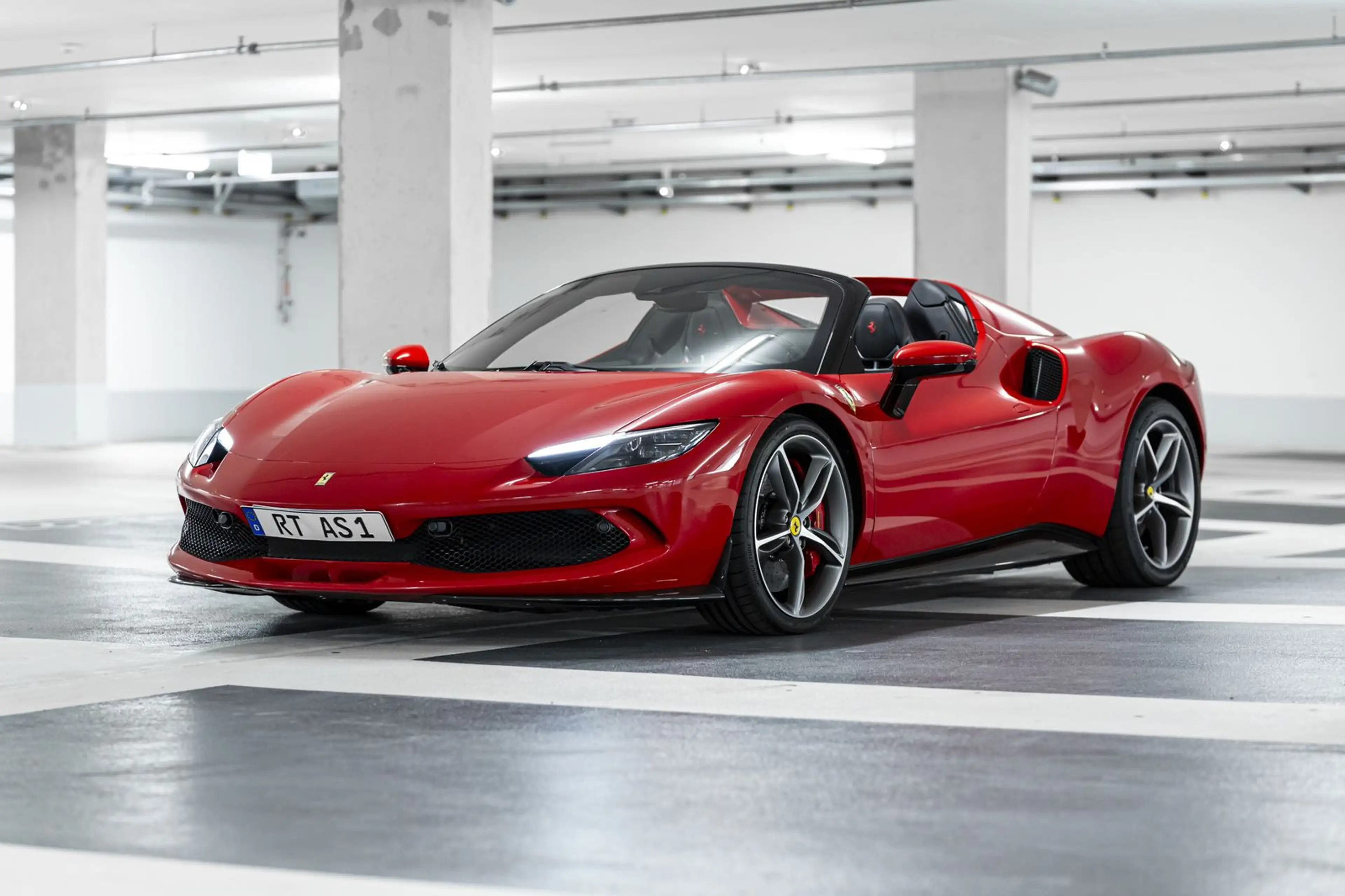 Ferrari 296 GTS 6xCarbon|TwoTone|Lift|JBL|NeckW|VentilS|