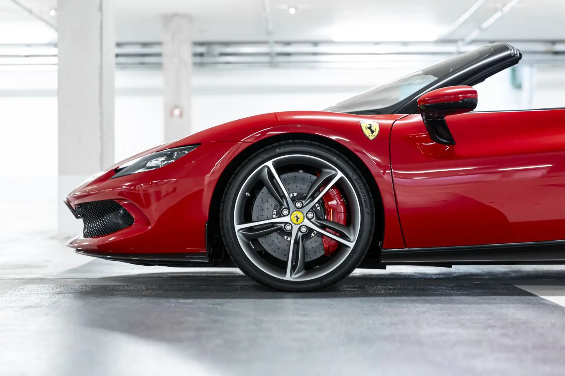 페라리 296 GTS 2023 빨강 사진 8