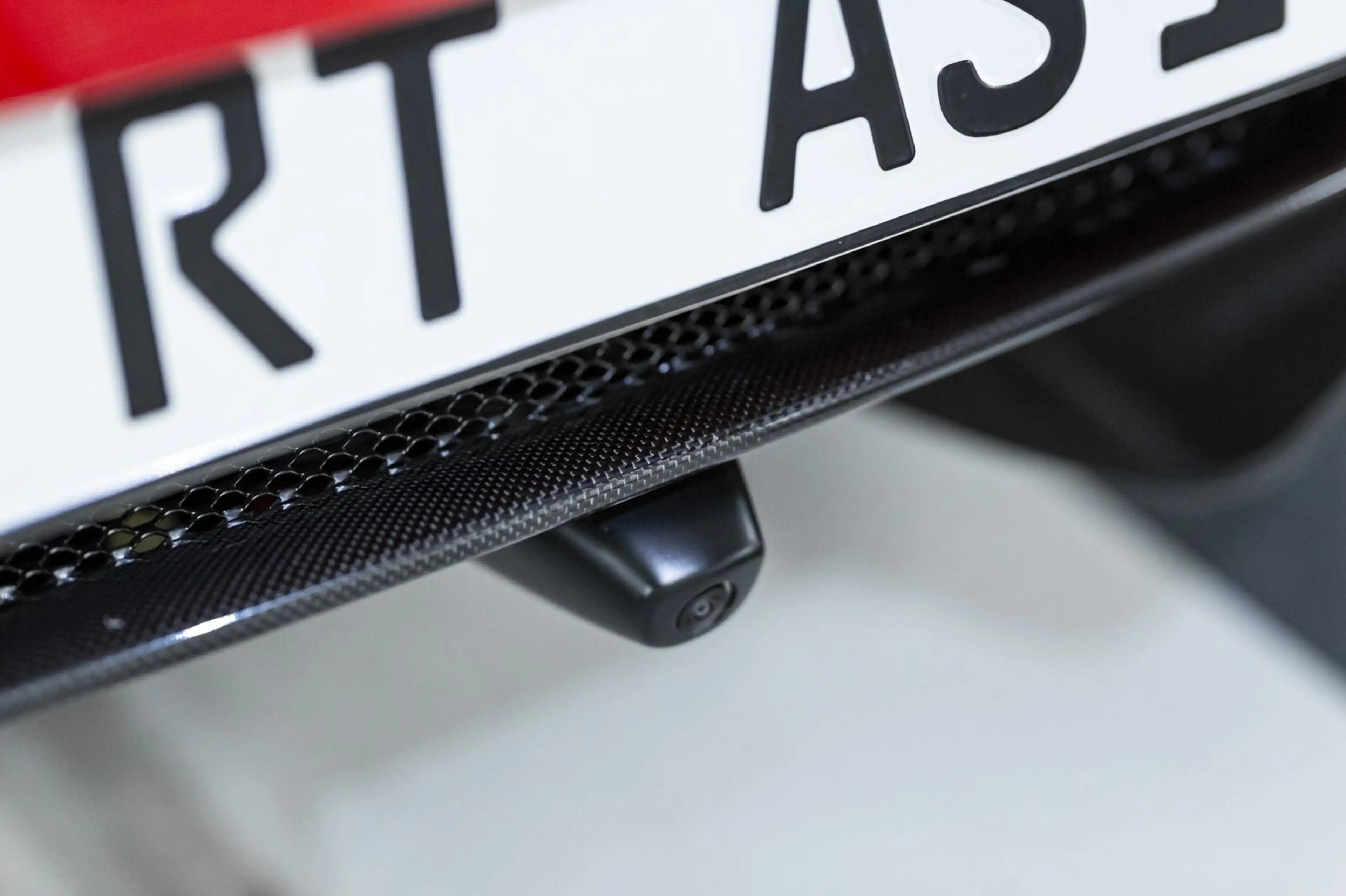 Ferrari 296 GTS 6xCarbon|TwoTone|Lift|JBL|NeckW|VentilS| — photo 17