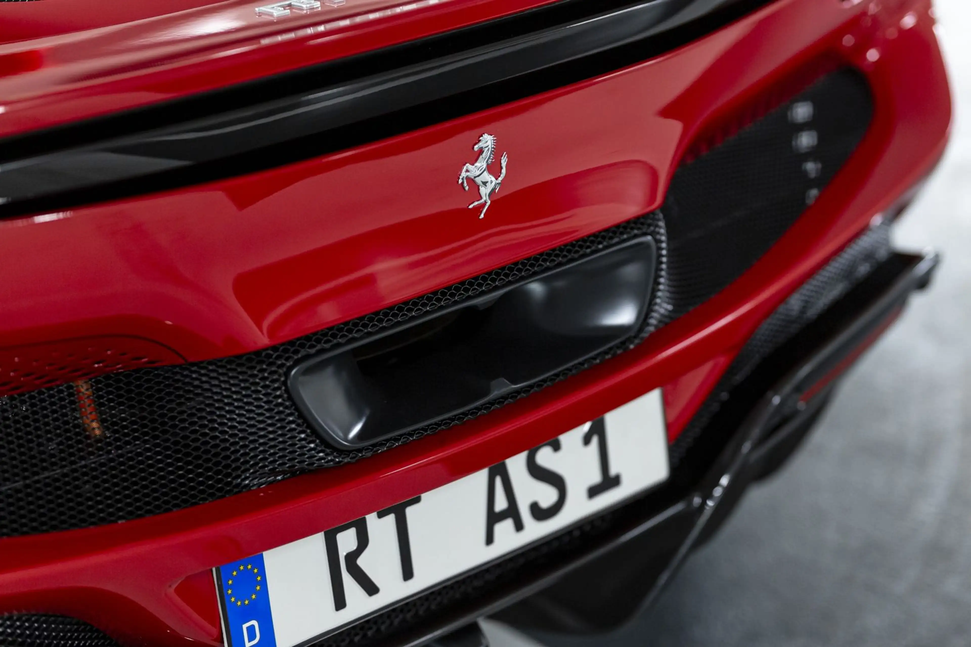 Ferrari 296 GTS 6xCarbon|TwoTone|Lift|JBL|NeckW|VentilS| — photo 13