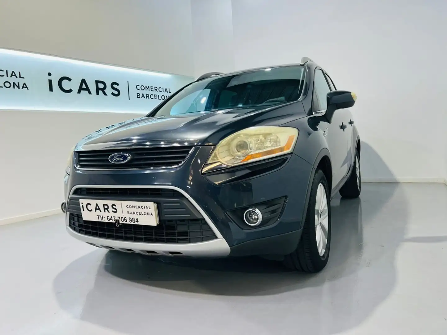 Ford Kuga 2.0TDCI Titanium 4WD 160 Aut. siva - 1