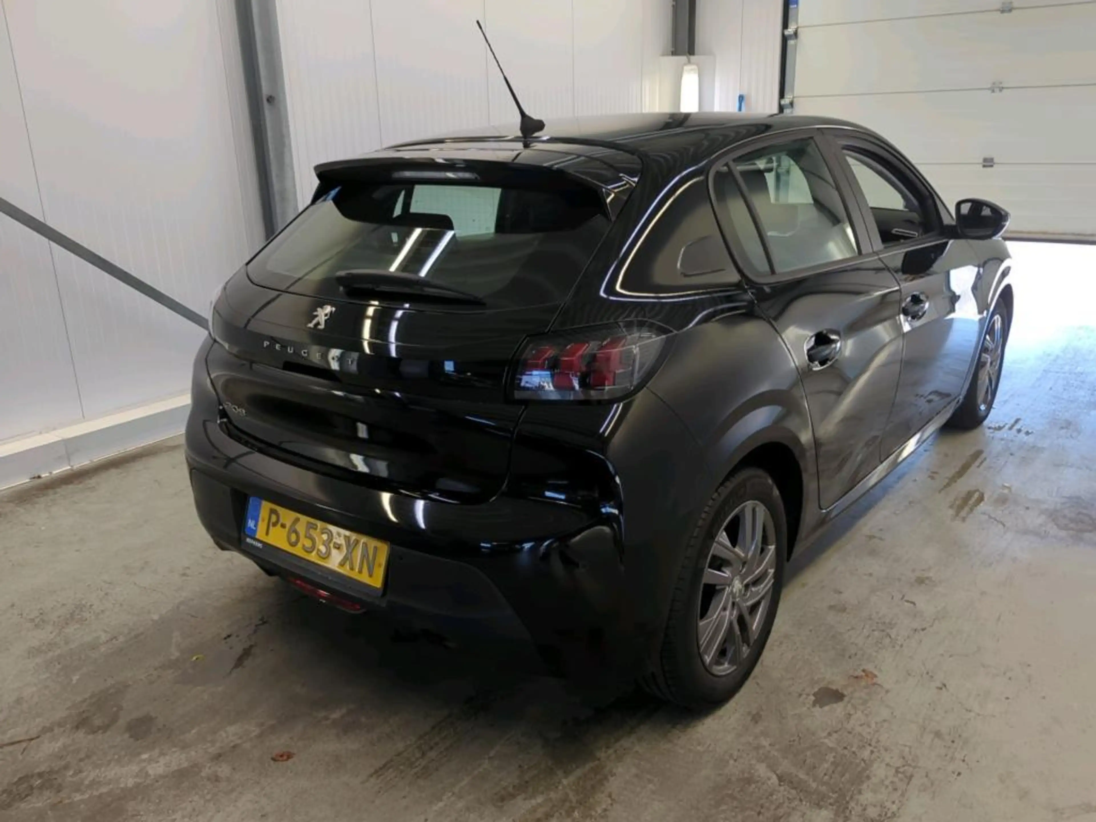Peugeot 208 1.2 Active Pack / 100% Onderhoud / Geen Import — photo 2