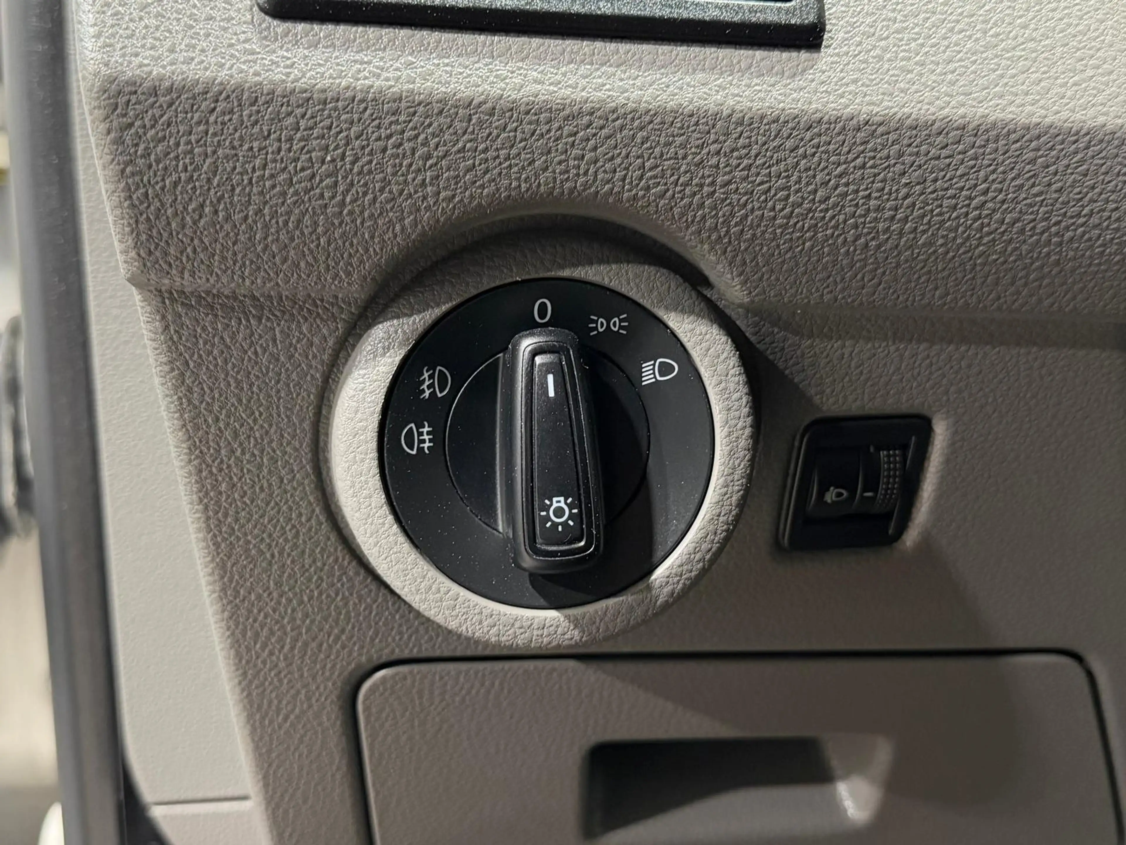 Volkswagen T6.1 Transporter ,4Motion,kurz,Klima,Radio,AHK — photo 15