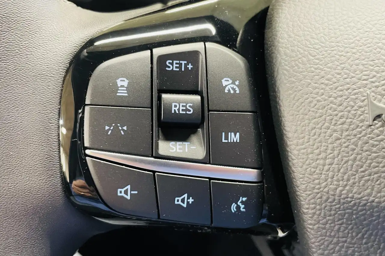 Ford Kuga 2026 — фото 15
