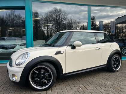 MINI 1.6 COOPER 120pk Airco, 17Inch