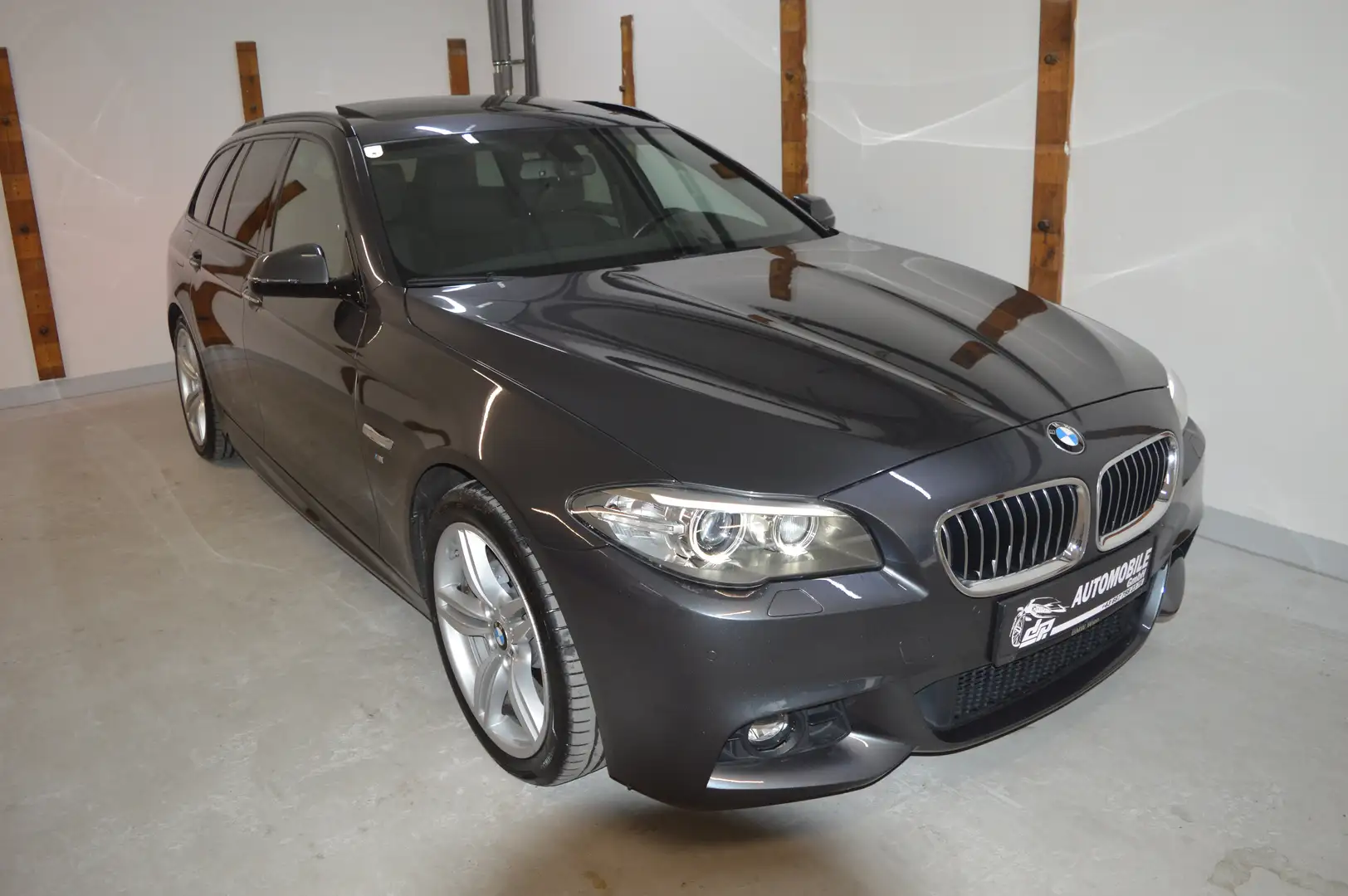 BMW 520 d **xDrive**1.Besitz**M-Paket**Alcantara**F1** Grau - 1