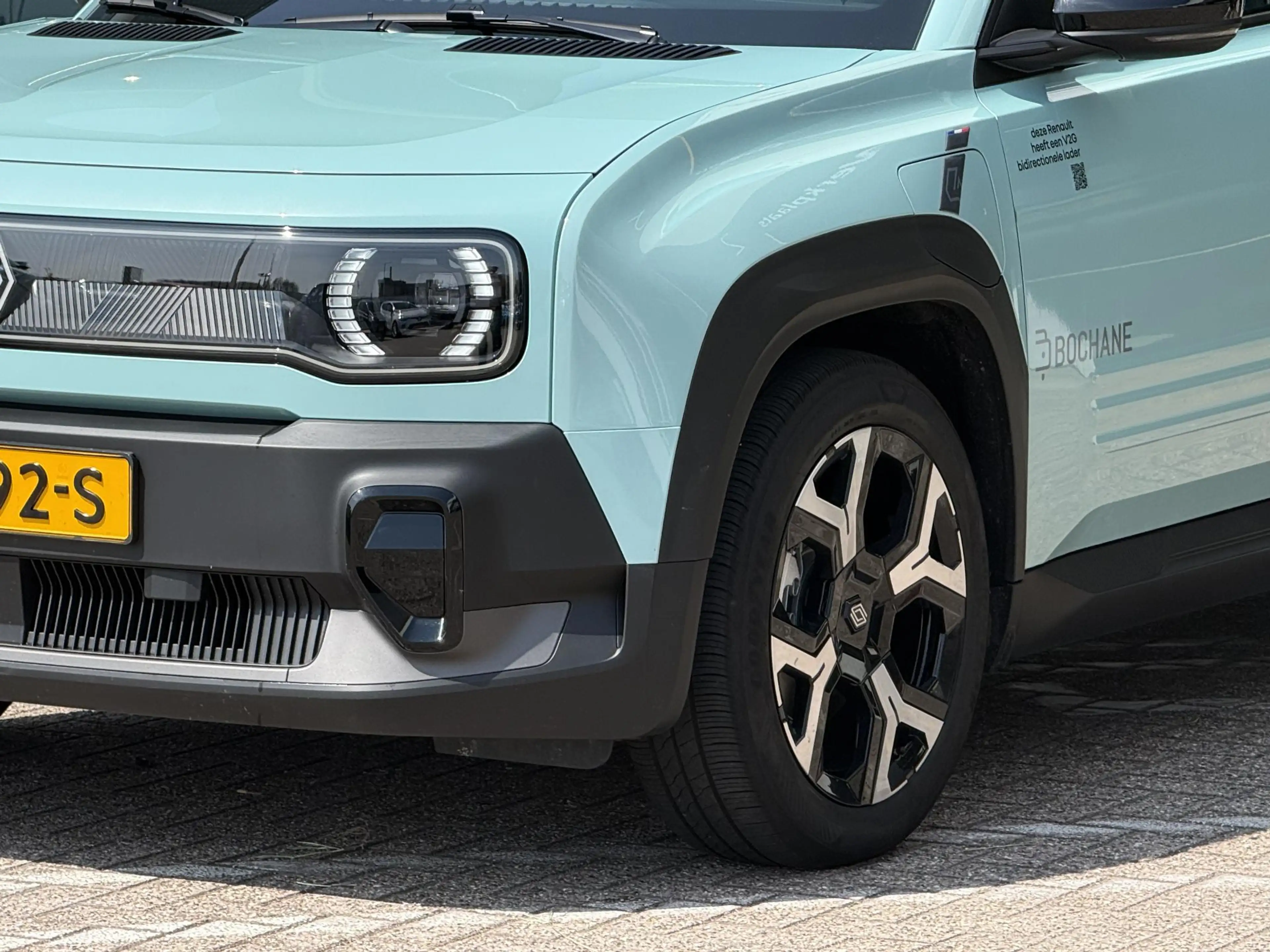Renault R 4 comfort range techno 52 kWh | Demo | Harman & Kard — photo 13