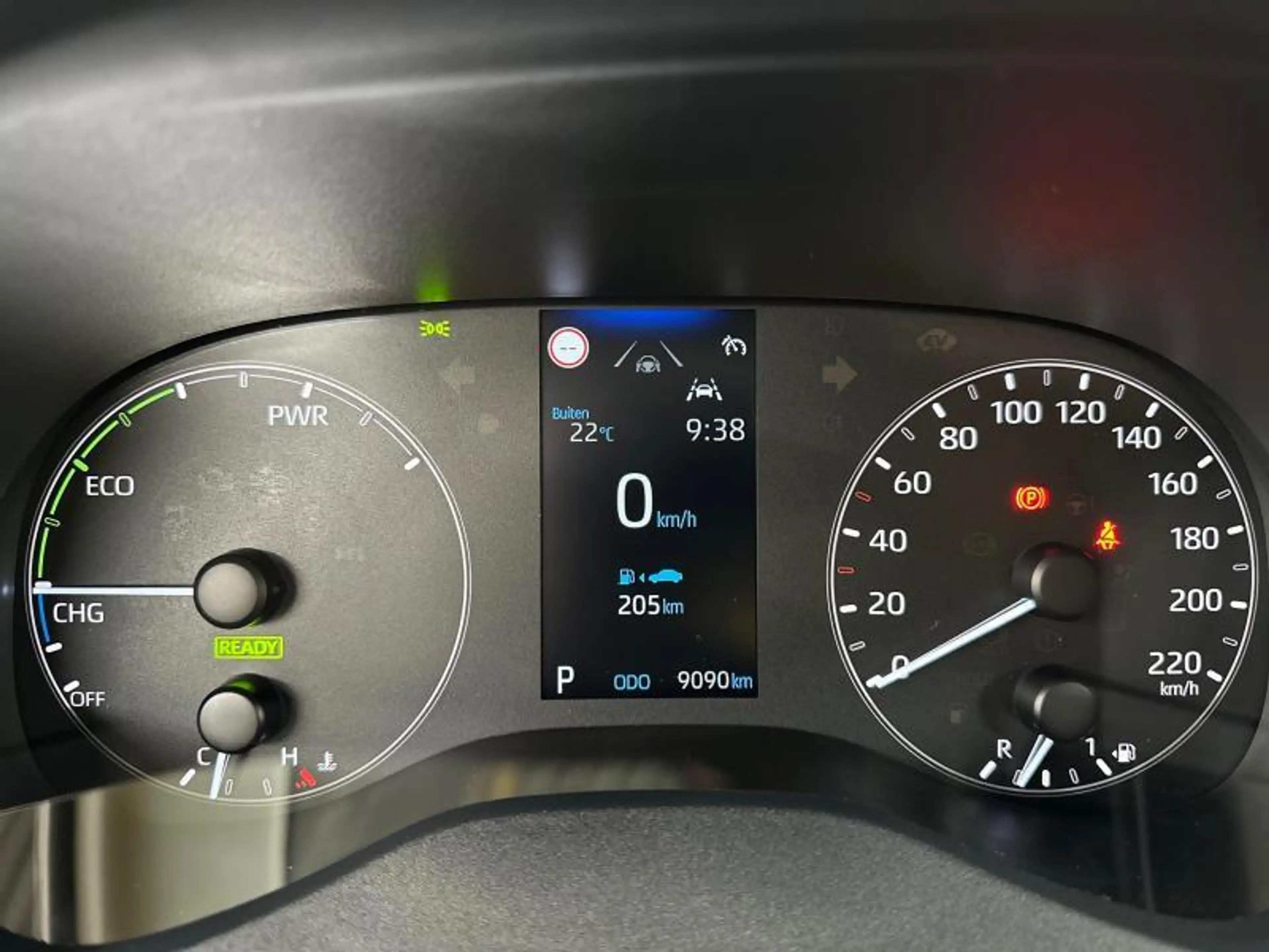 Toyota Yaris 116 hp HEV Dynamic | carplay | camera — photo 14