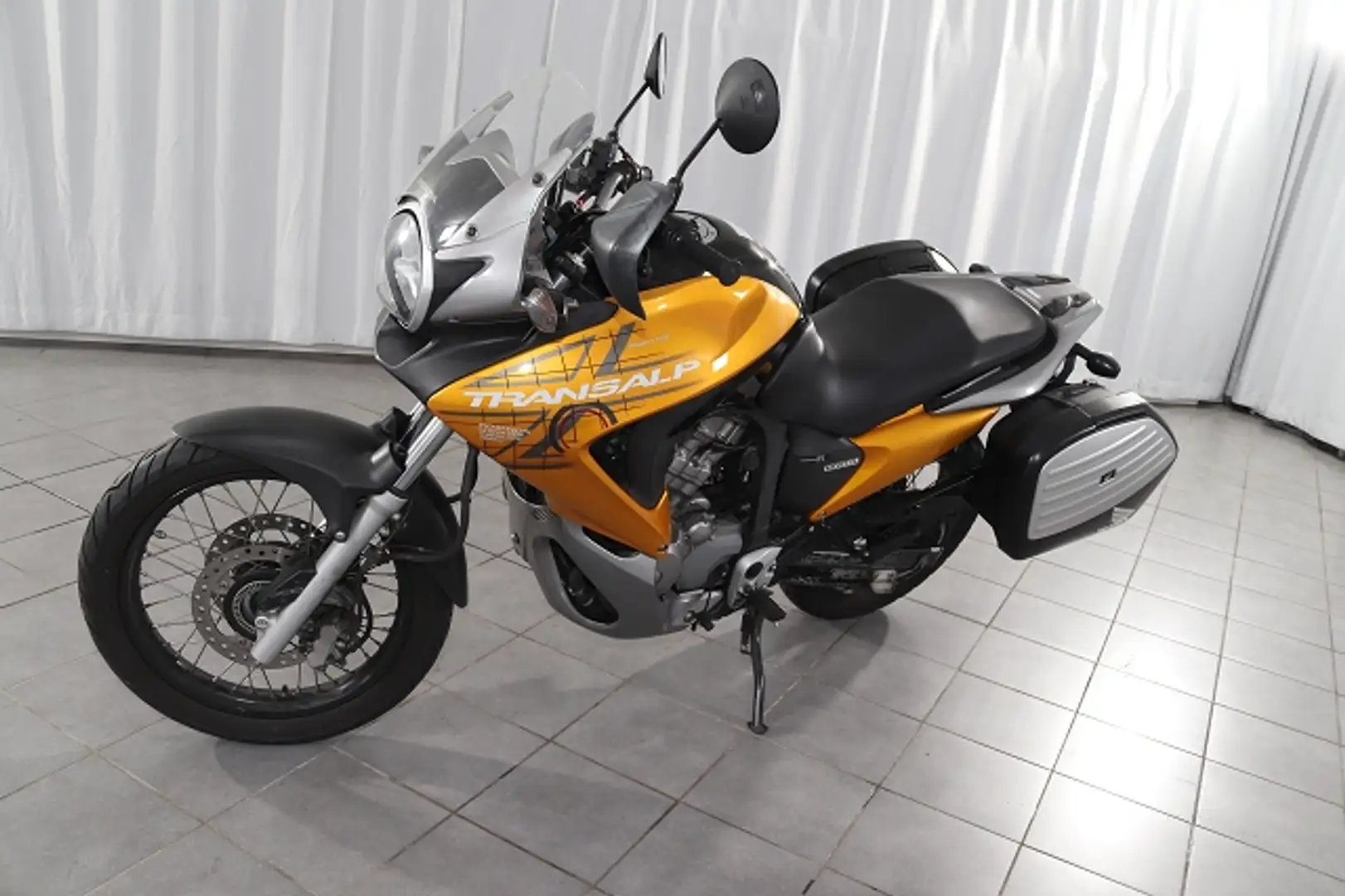 Honda XL 700 Transalp ABS Seitenkoffer gepflegt Żółty - 1