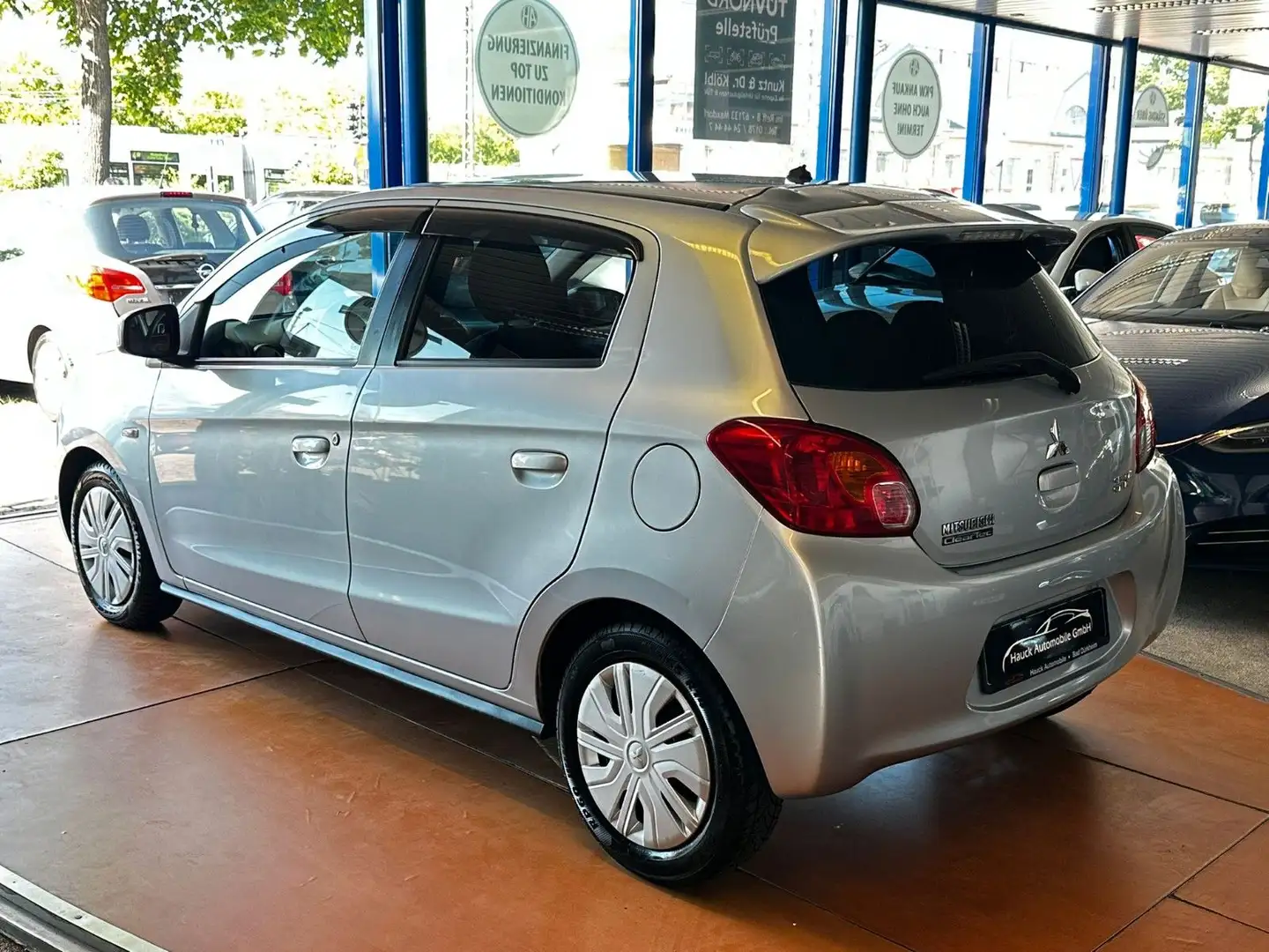 Mitsubishi Space Star Top /84TKM/SHZ/Klima/Allwetter Silber - 2