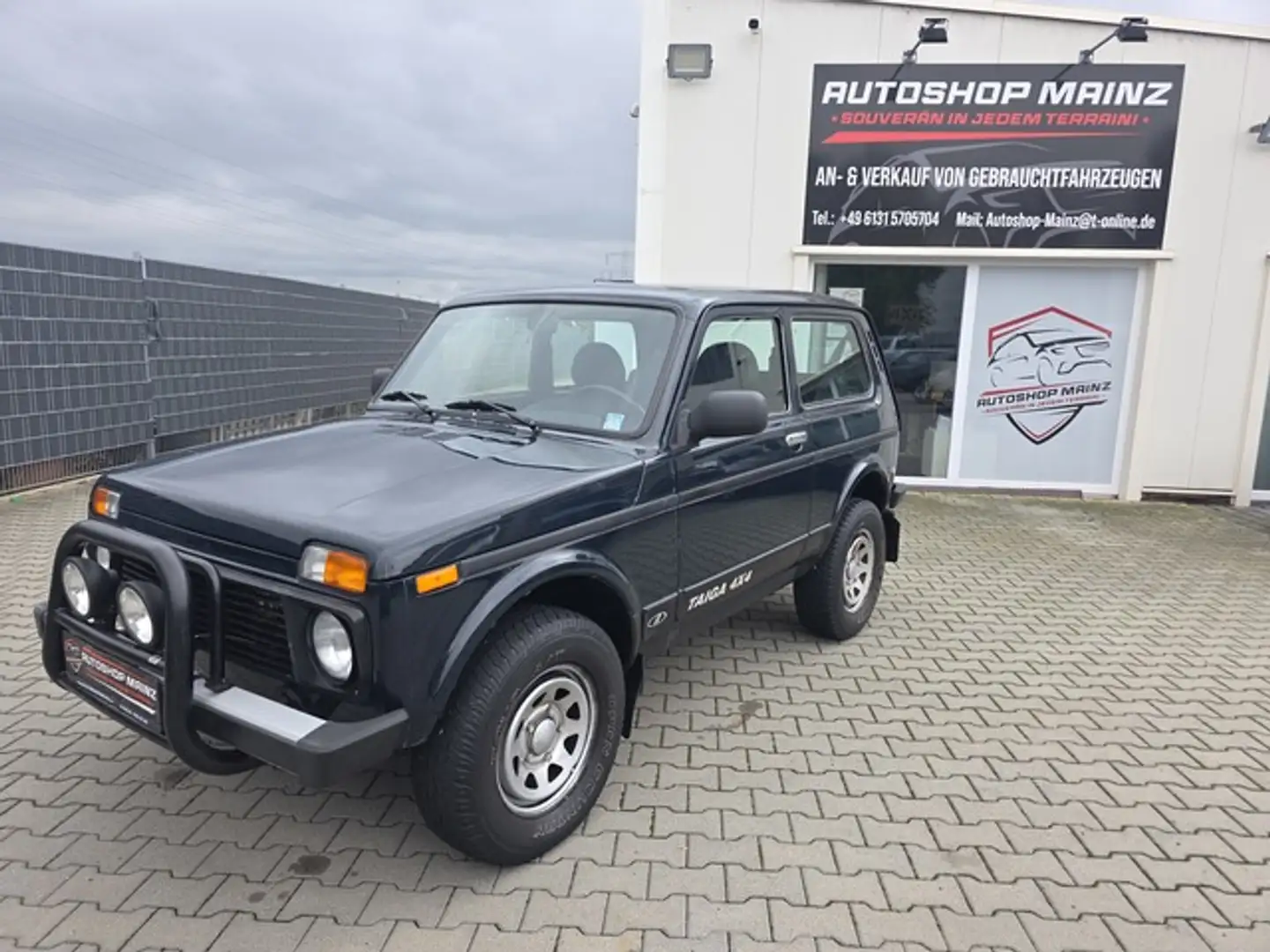 Lada Niva Taiga 4x4 **Top-Gepflegt*Nur22tkm** Grün - 2