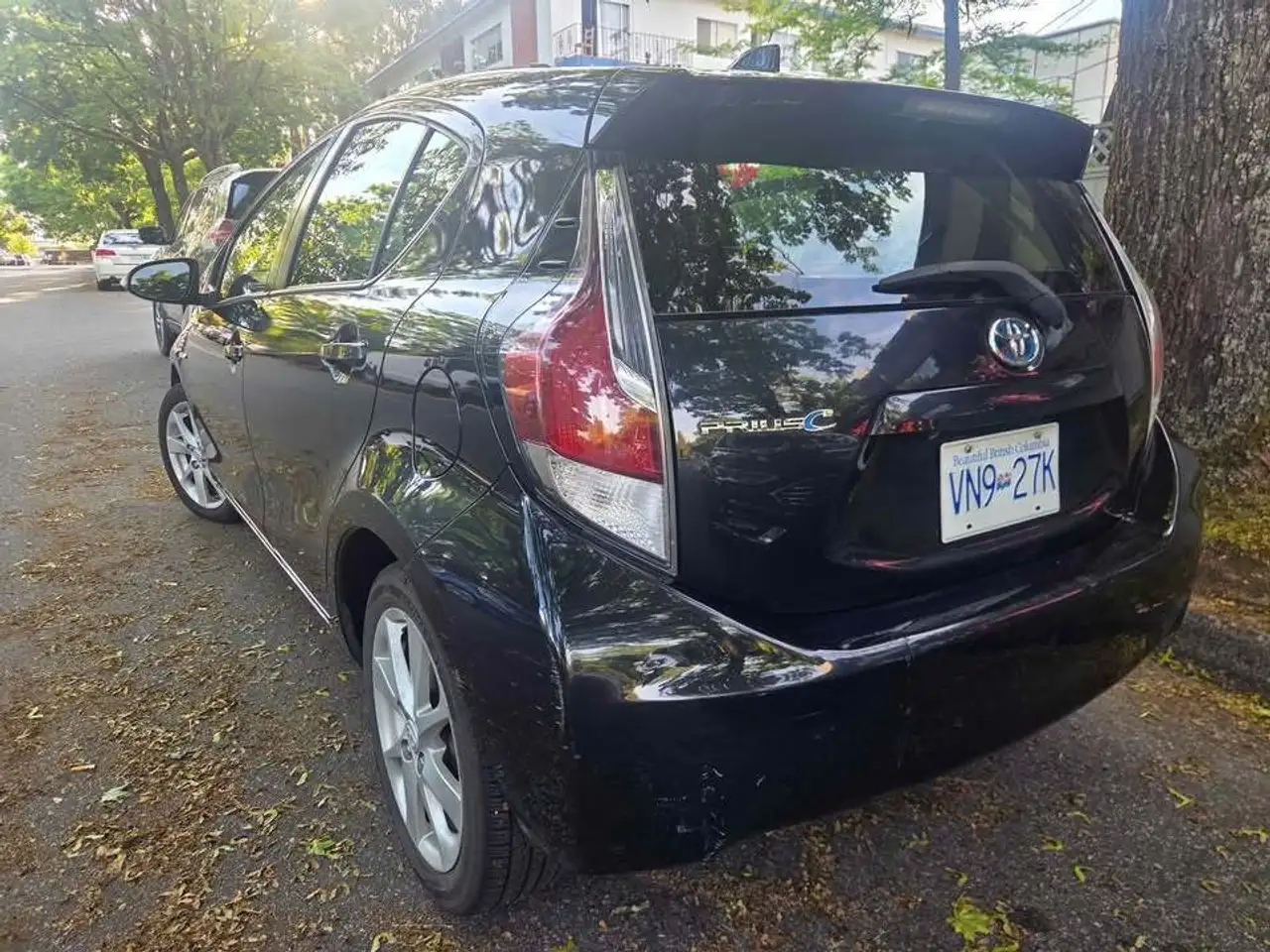 Toyota Prius c снимка Toyota Prius c