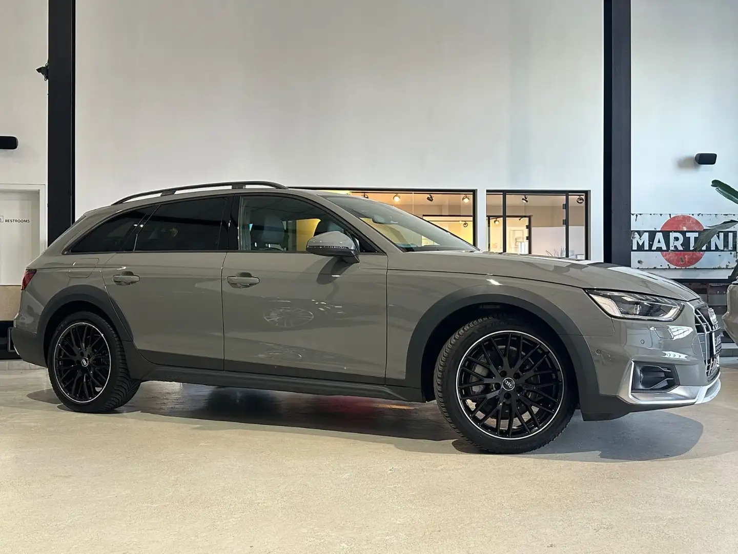 Audi A4 allroad quattro 45 TDI*Virtual,Pano,ACC,B&O* Grau - 2