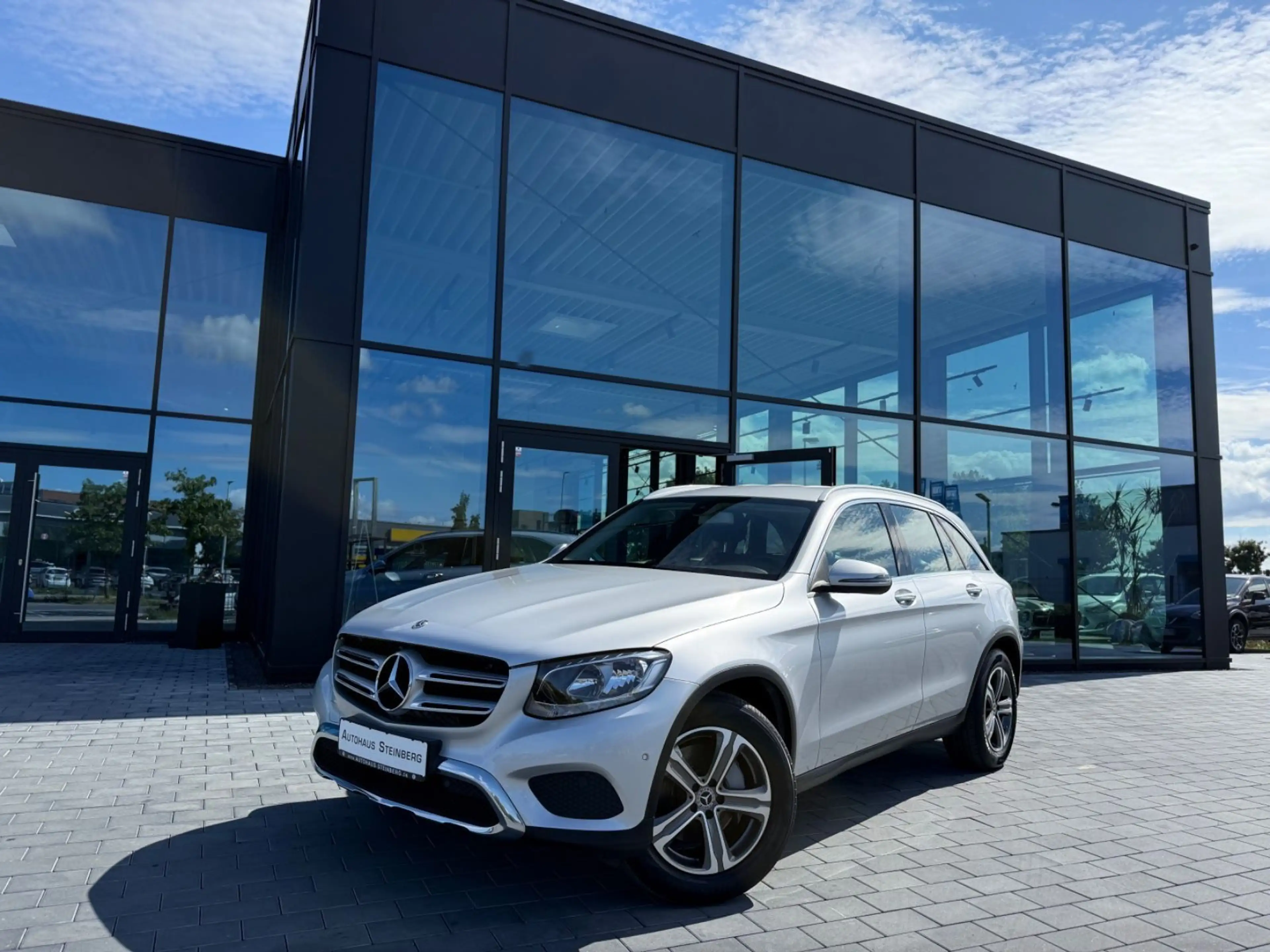 Mercedes-Benz GLC 250 4Matic Exclusive 1.Hand Navi ParkAssist