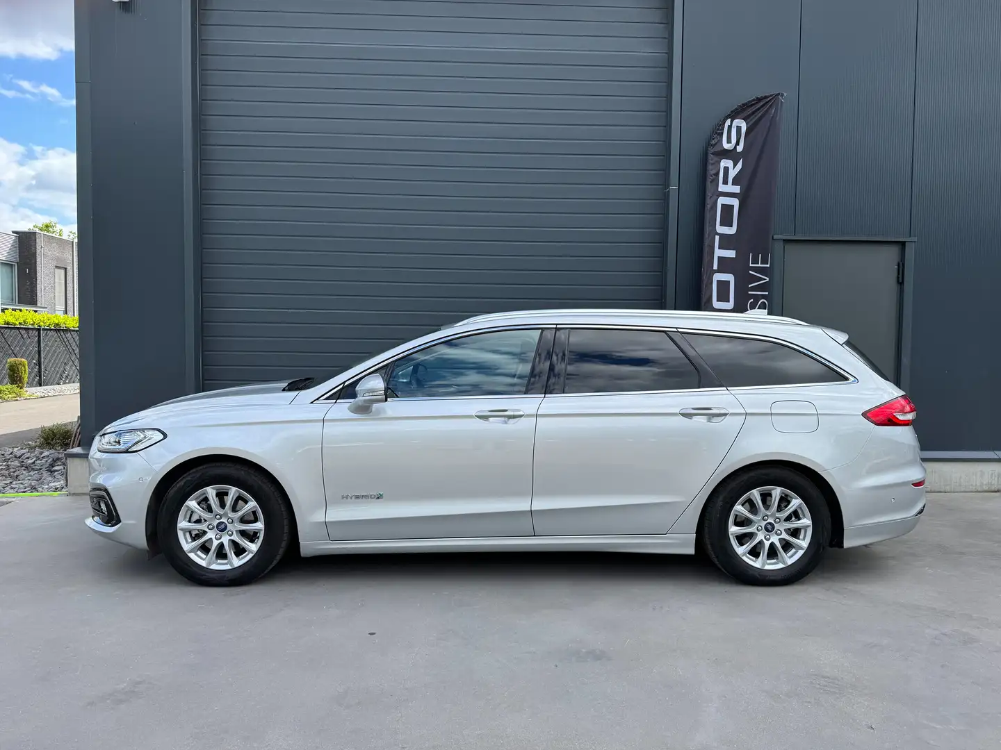 Ford Mondeo 2.0 HEV PANO/LED/CAMERA/TREKHK/CARPLAY/GARANTIE Argent - 2
