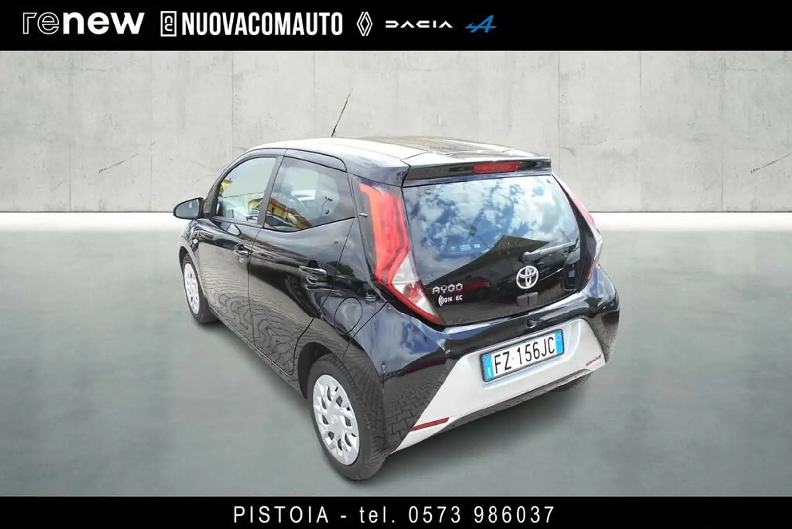 Toyota Aygo 5p 1.0 x-business 72cv Nero - 2