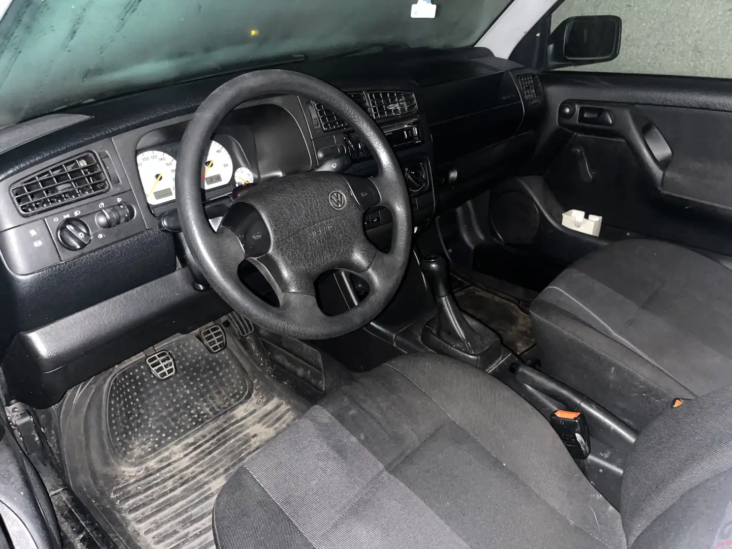 Volkswagen Golf Rabbit Cool TDI - 2