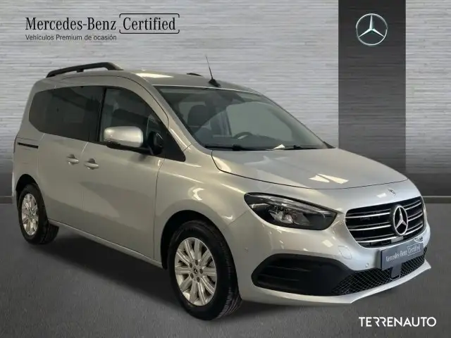 Mercedes-Benz T-Class 180 d standard (EURO 6d)