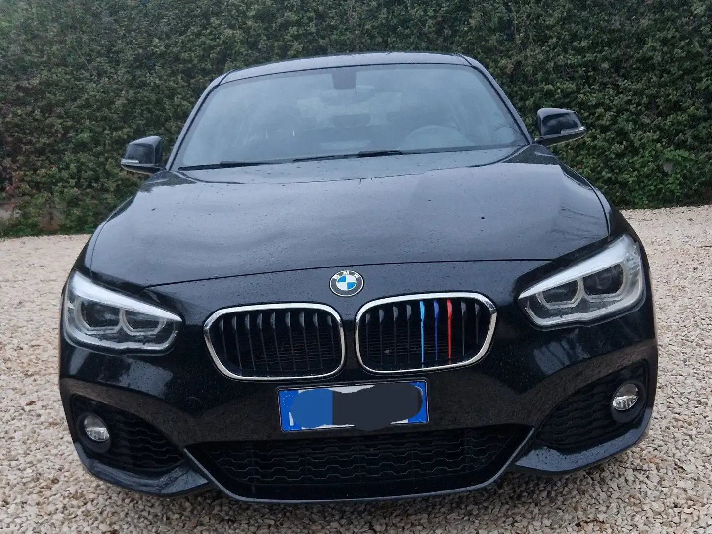 BMW 118 118d+Msport+5p+auto Černá - 1