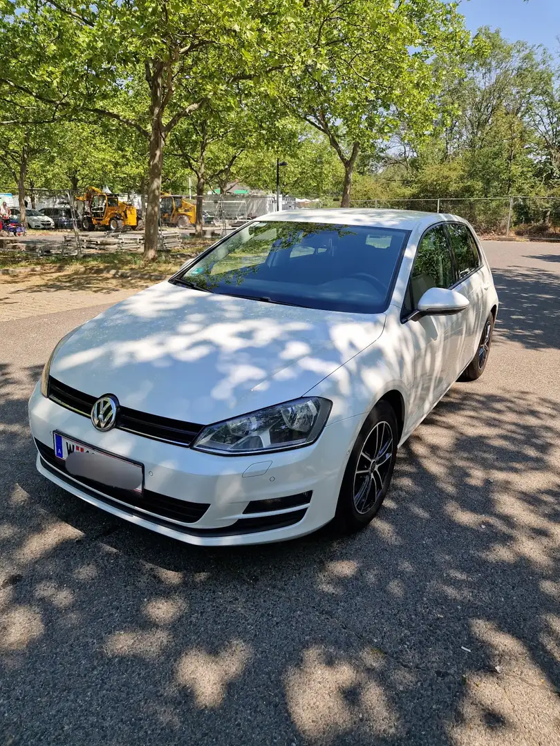 Volkswagen Golf Comfortline 1,6 TDI DPF Weiß - 1