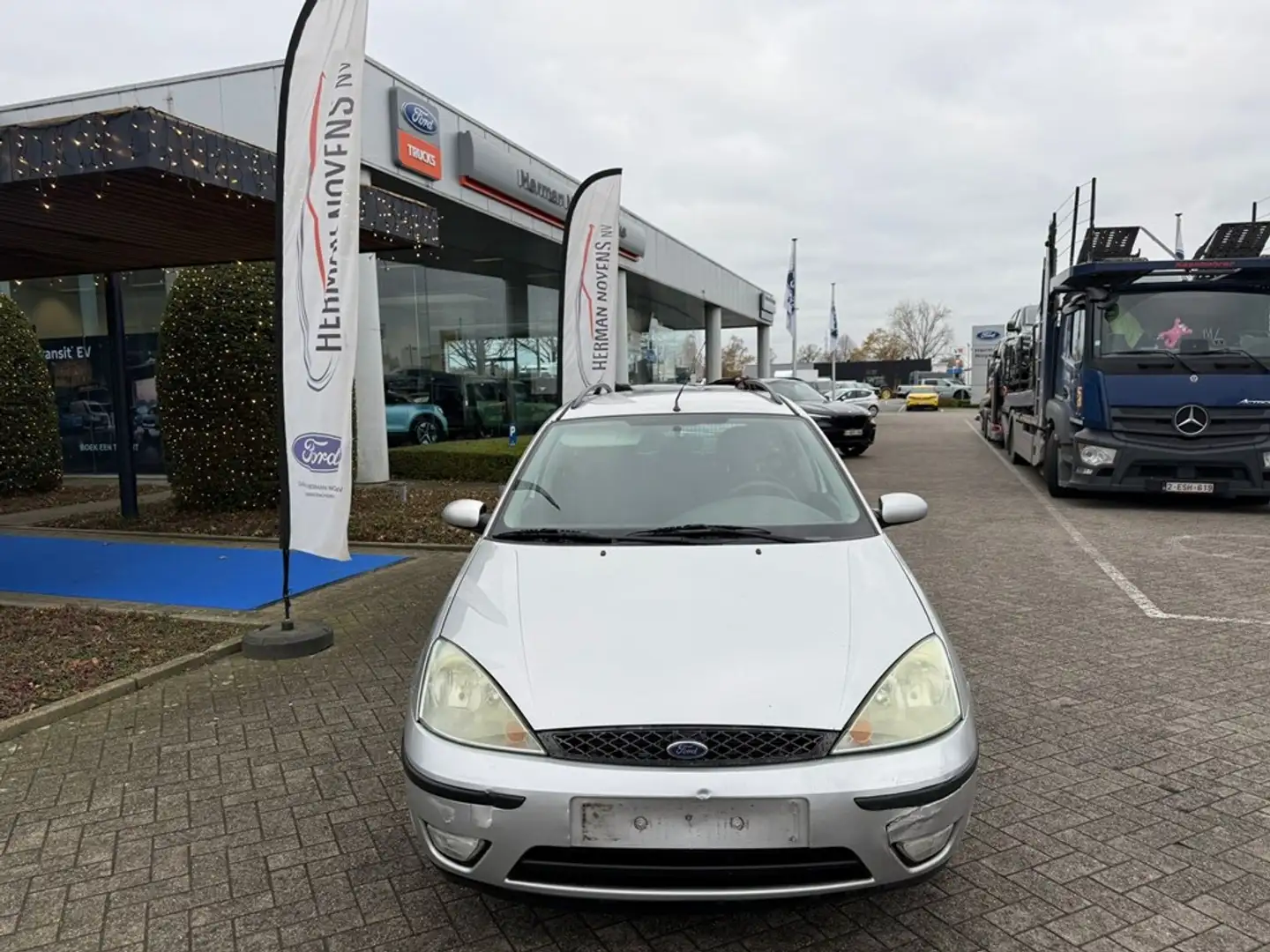 Ford Focus Enkel voor professionele verkoop. Silver - 2