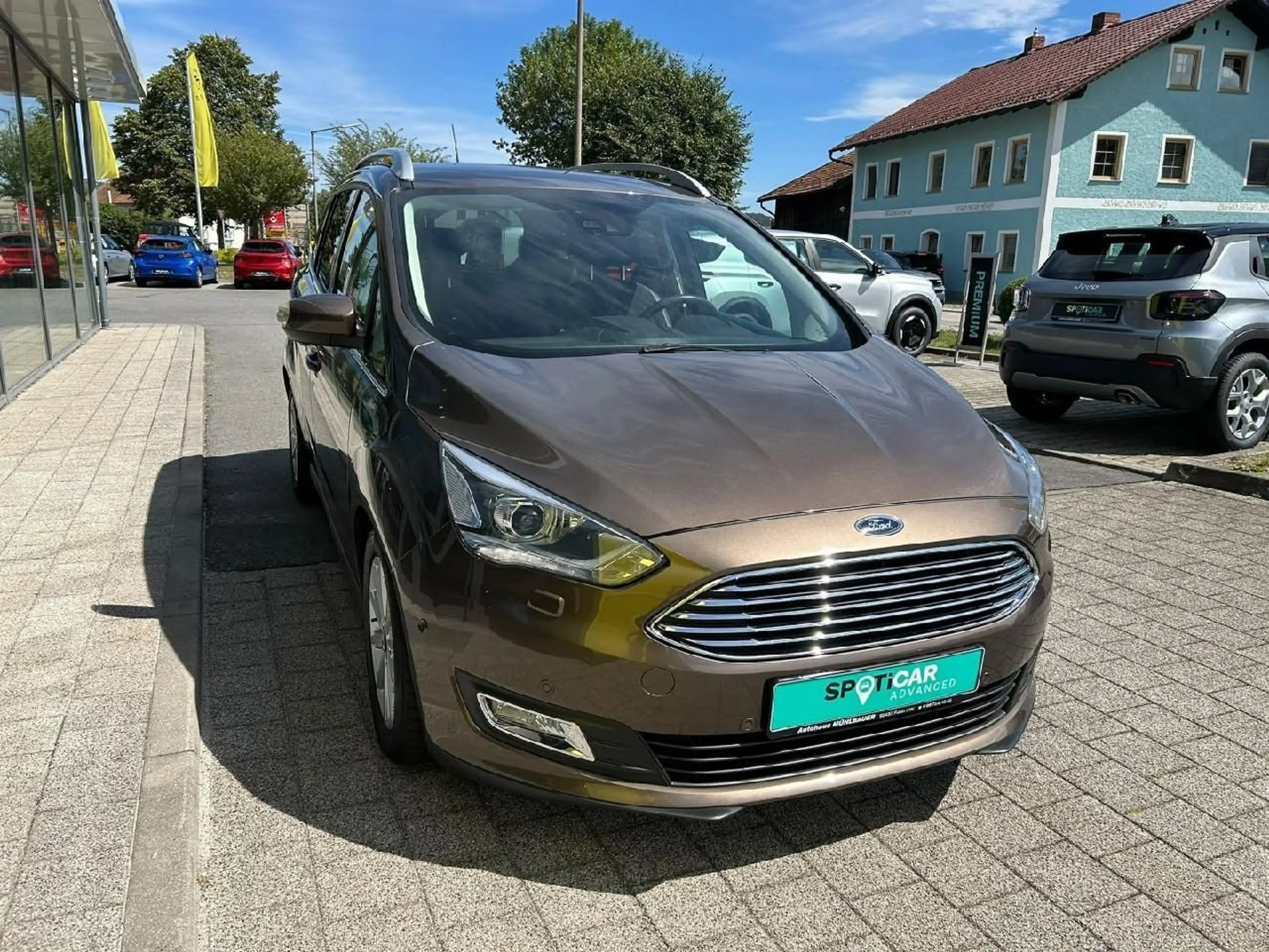 Ford Grand C-Max Grand C-MAX 1.5 Titanium **Winterpaket*Navi** — photo 6