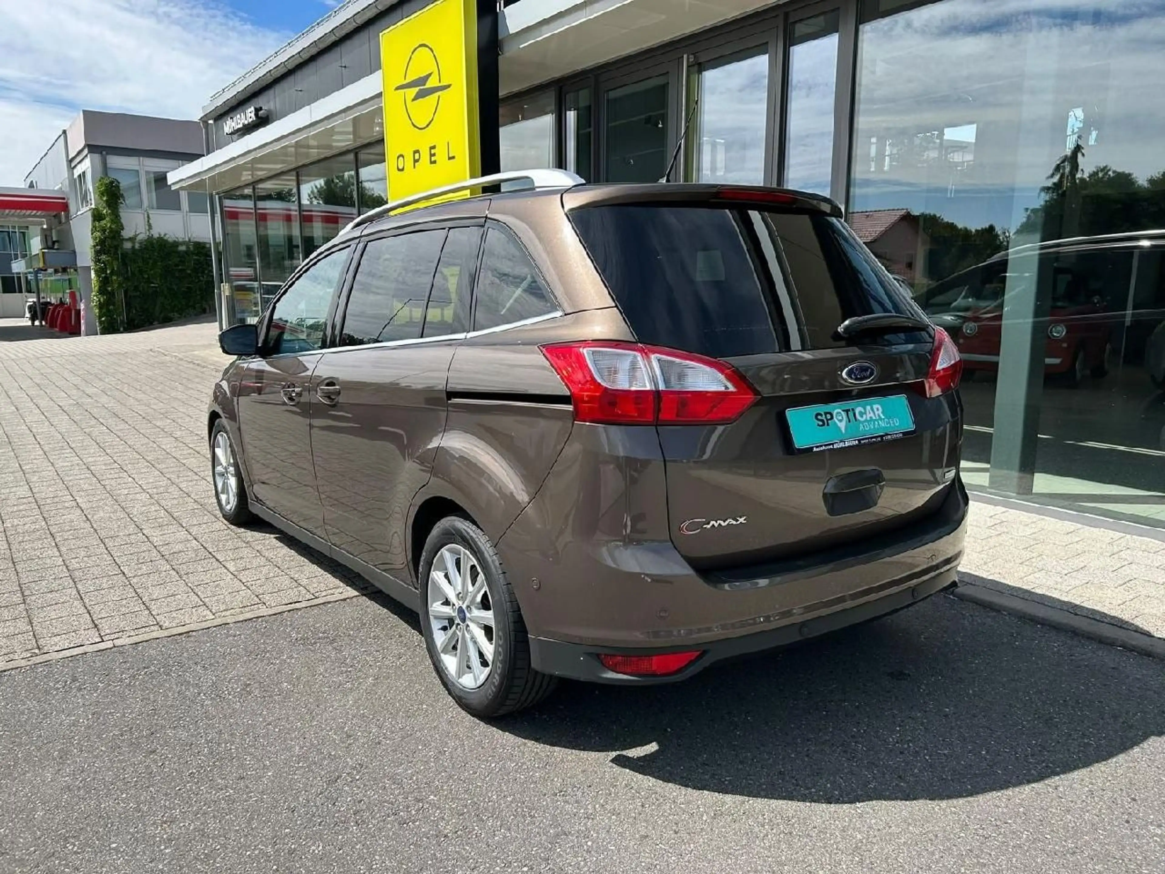 Ford Grand C-Max Grand C-MAX 1.5 Titanium **Winterpaket*Navi** — photo 4