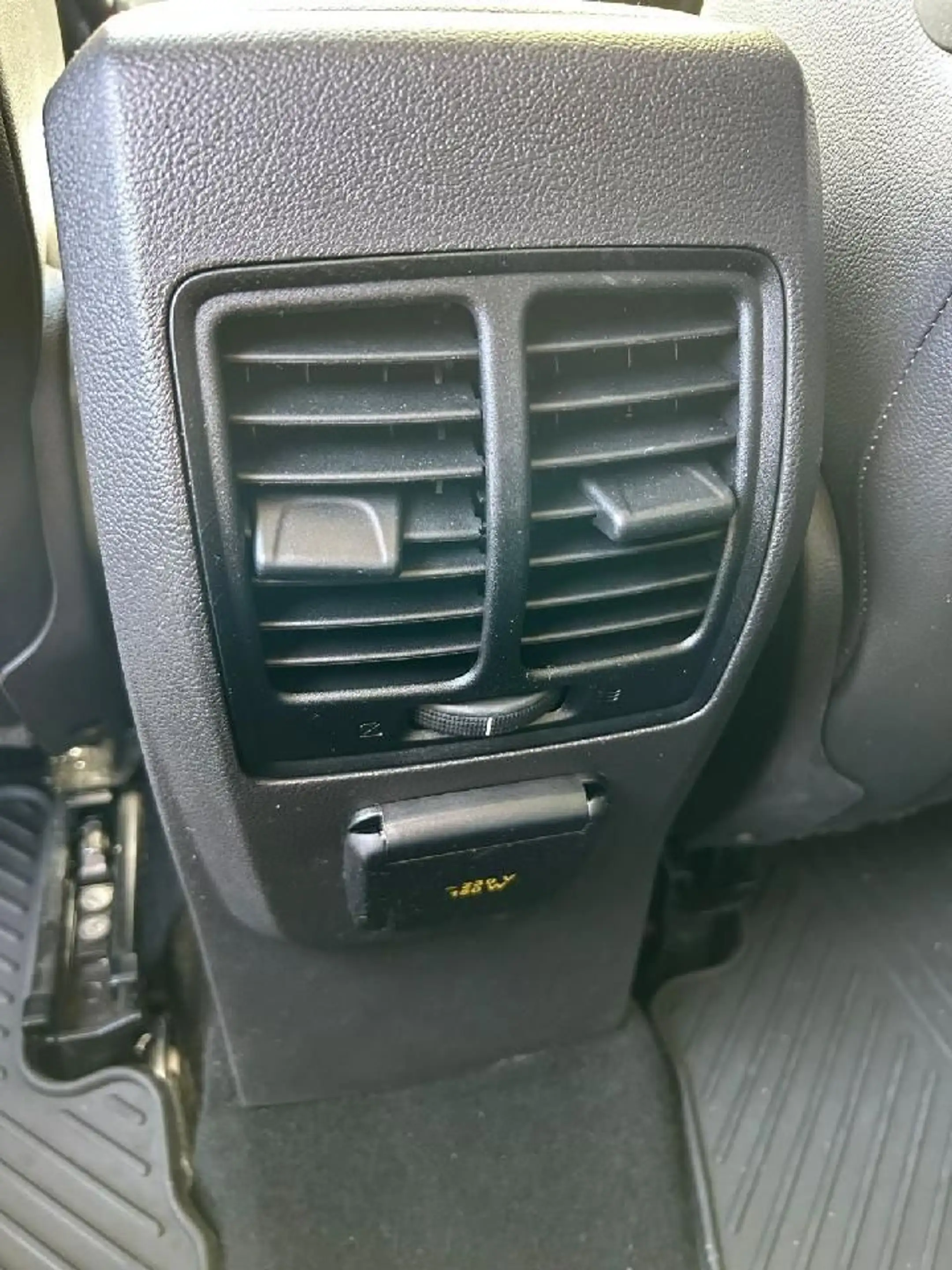 Ford Grand C-Max Grand C-MAX 1.5 Titanium **Winterpaket*Navi** — photo 15
