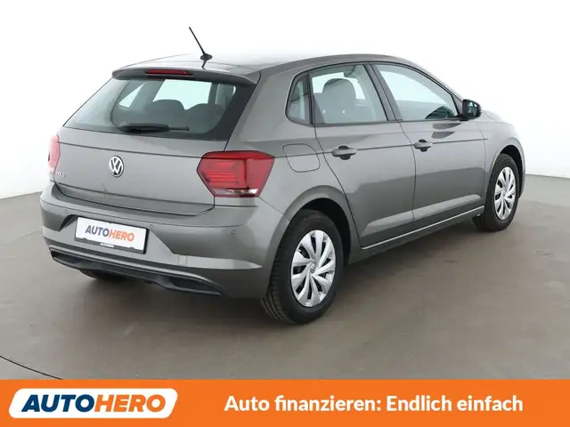 Volkswagen Polo view 6