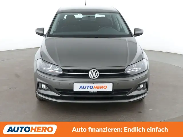 Volkswagen Polo view 9