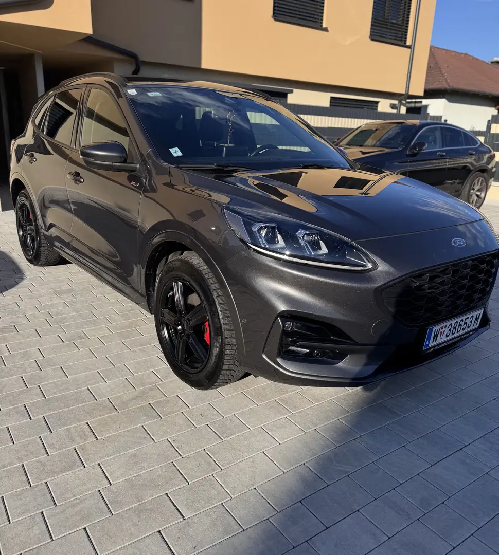 Ford Kuga ST Line X 2,5 Duratec PHEV Grau - 1