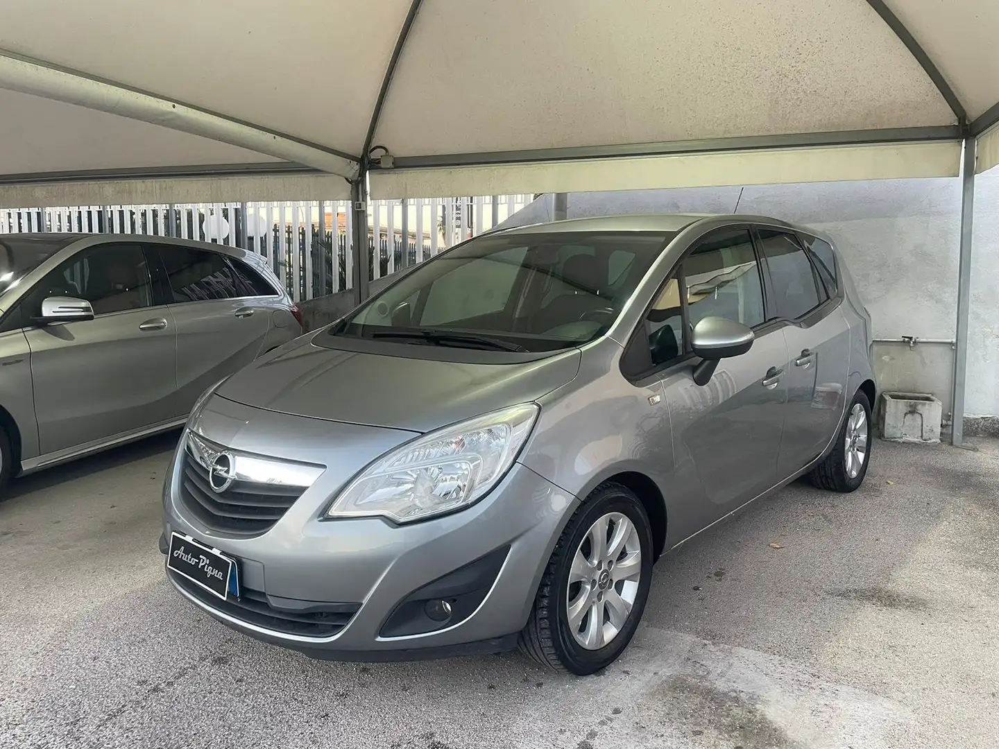 Opel Meriva Meriva II 2010 1.4t Cosmo Gpl-tech 120cv Grau - 1
