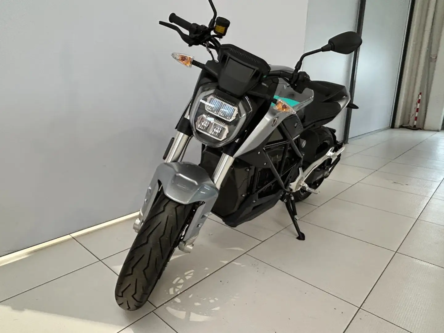 Zero S MY25 A1 Argintiu - 1
