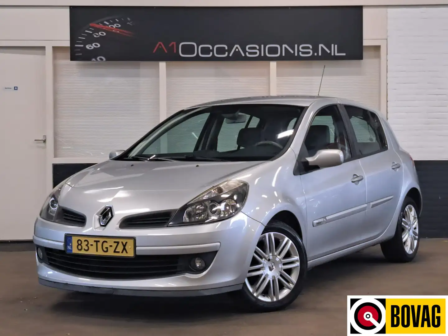 Renault Clio 1.6-16V Initiale Grijs - 1
