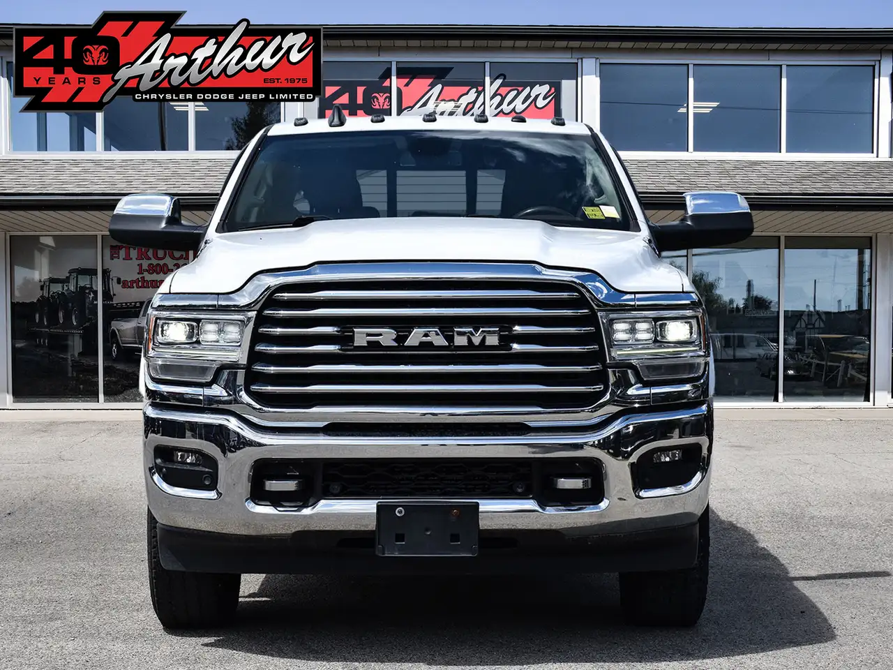 RAM 3500 снимка RAM 3500