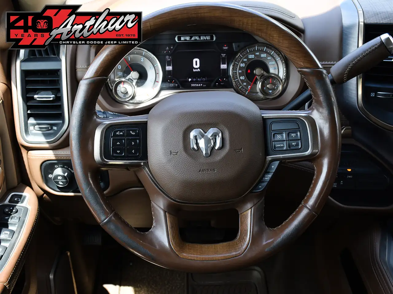RAM 3500 снимка RAM 3500