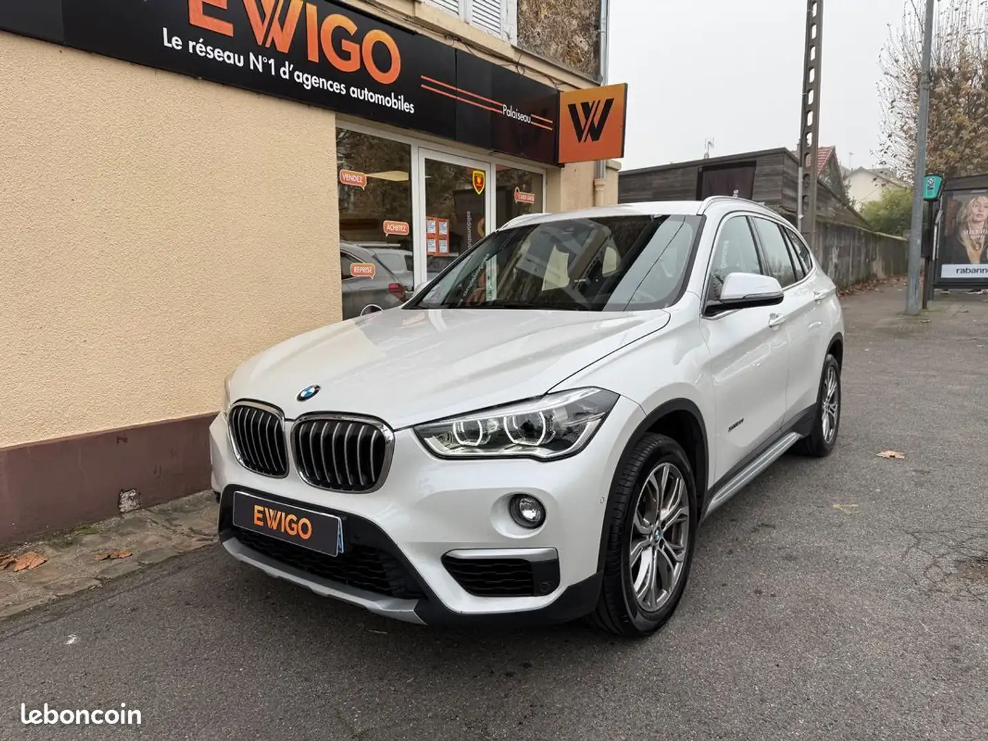 BMW X1 2.0 i 192ch x-line xdrive premiere main entretien constructeur nombreuses options Blanc - 1