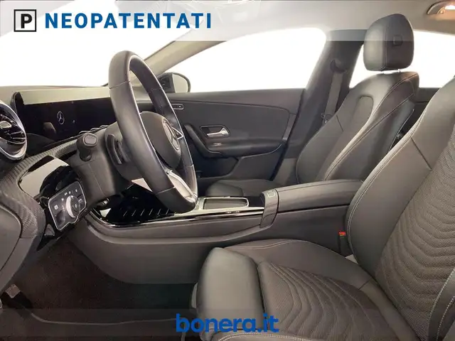 Mercedes-Benz CLA view 11